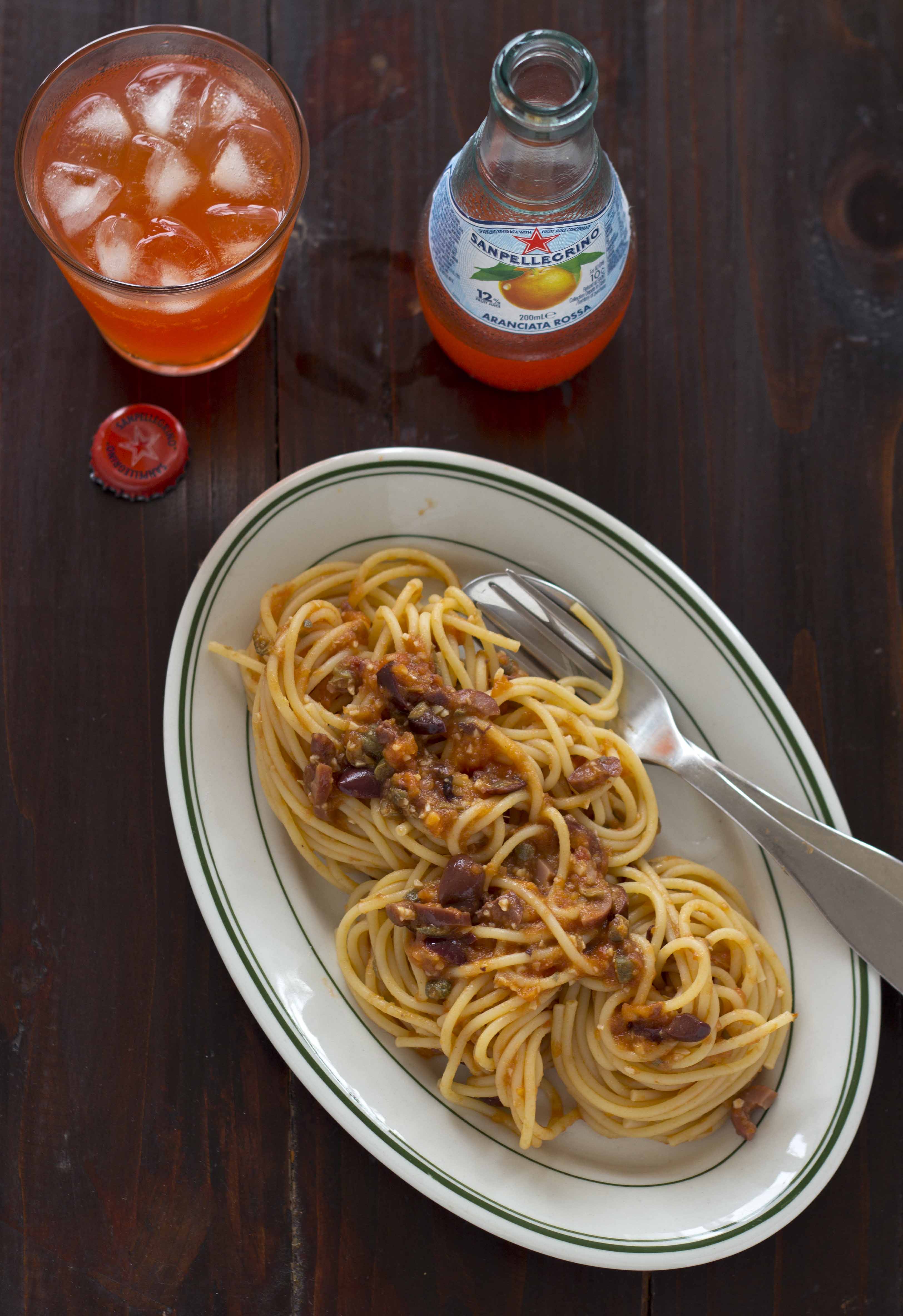 Spaghetti alla puttanesca (literally means "whore's spaghetti") is ...